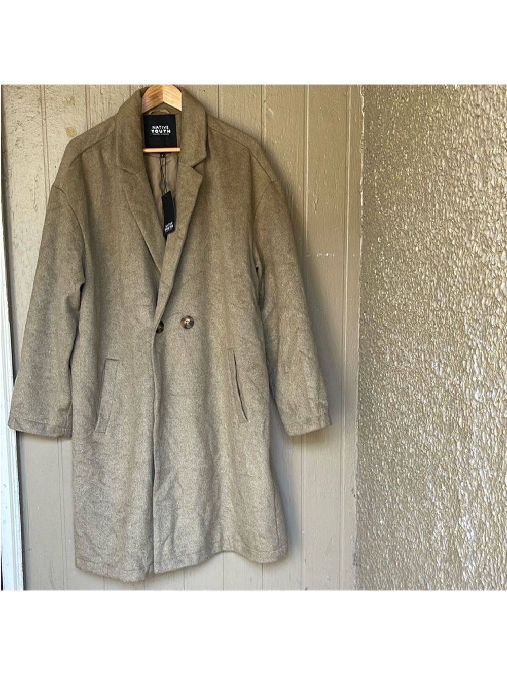 Native Youth Women’s Coat in Tan Size L